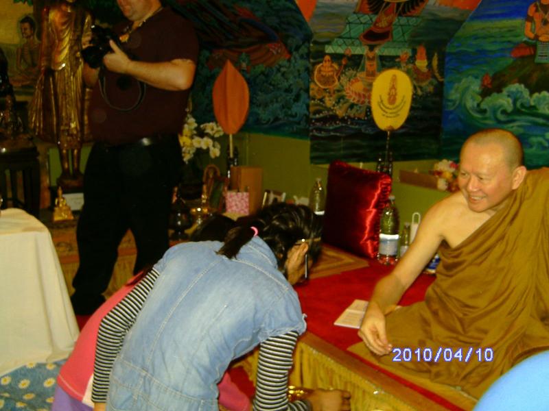 2010.04.10-songkran-dragoer[14].jpg